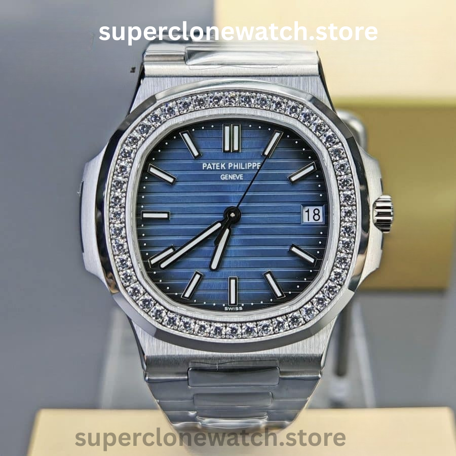 Patek Philippe Super Clone Watches 1:1 Nautilus 5713 Blue Dial Diamond