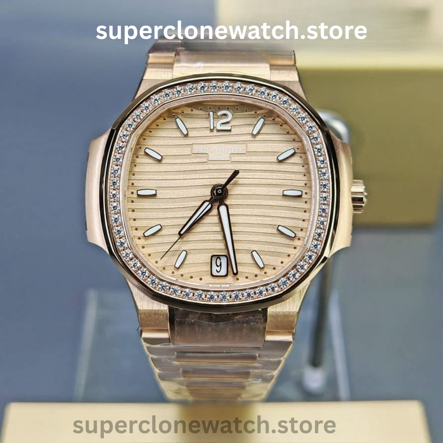 Patek Philippe Super Clone Watches 1:1 Nautilus 7118/1200R-010 35.2 mm
